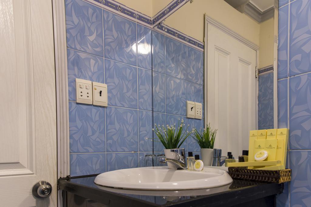 Graceful Hostel Ho Chi Minh City Exterior photo